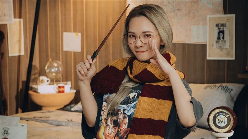 超商小編出包 滴妹「私密畫面」全外流