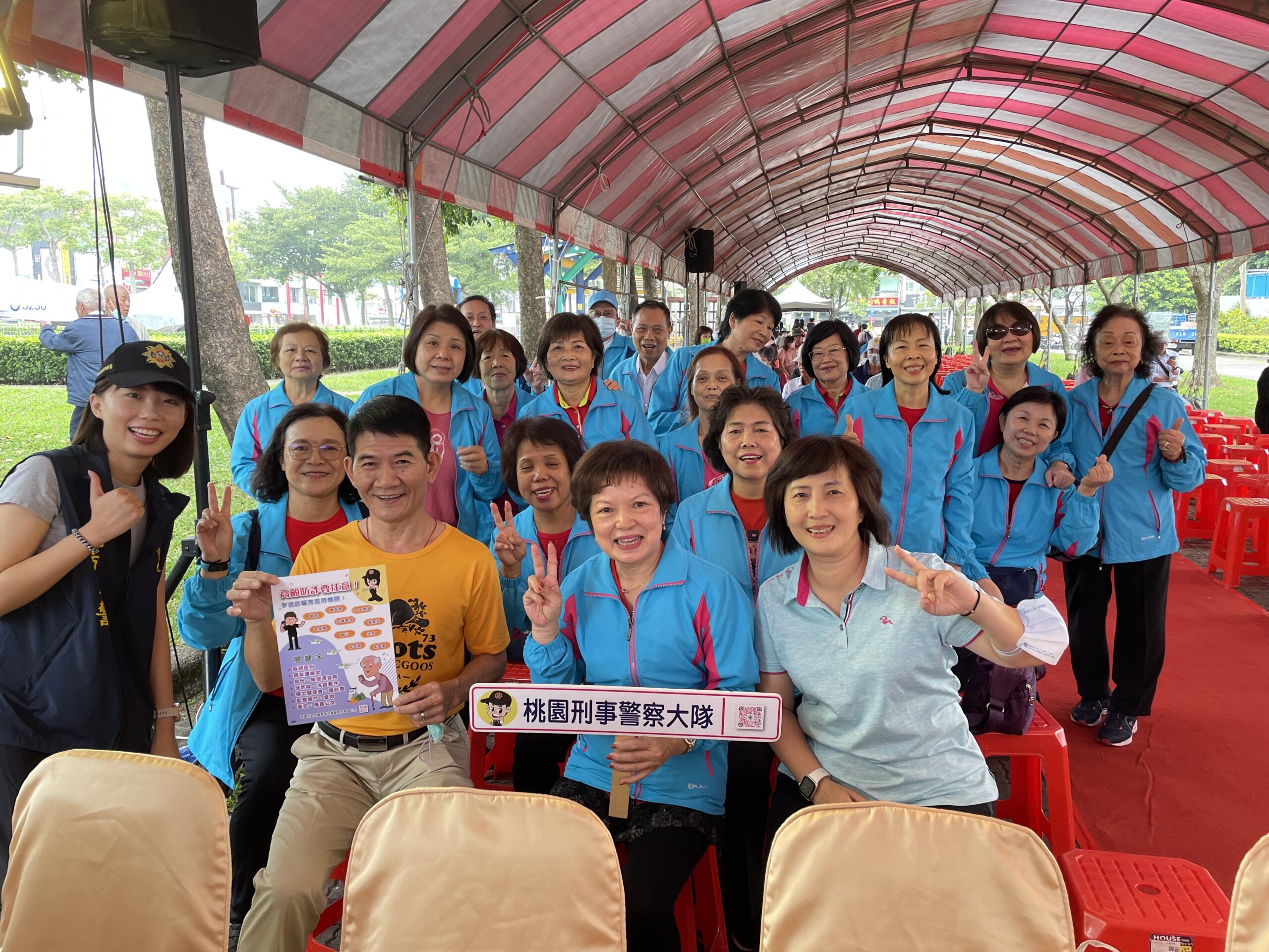 桃警活動現場擴大宣導 強化市民防騙、識詐觀念 86A5E130 95D8 4CAC 8743 A34125299F11 scaled