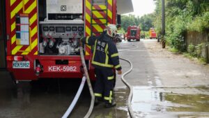 模擬火災地點水源不足 桃消第一大隊搶救演練龜山登場