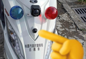 警用機車「最先進相機」5秒內連開15張紅單?桃警澄清了