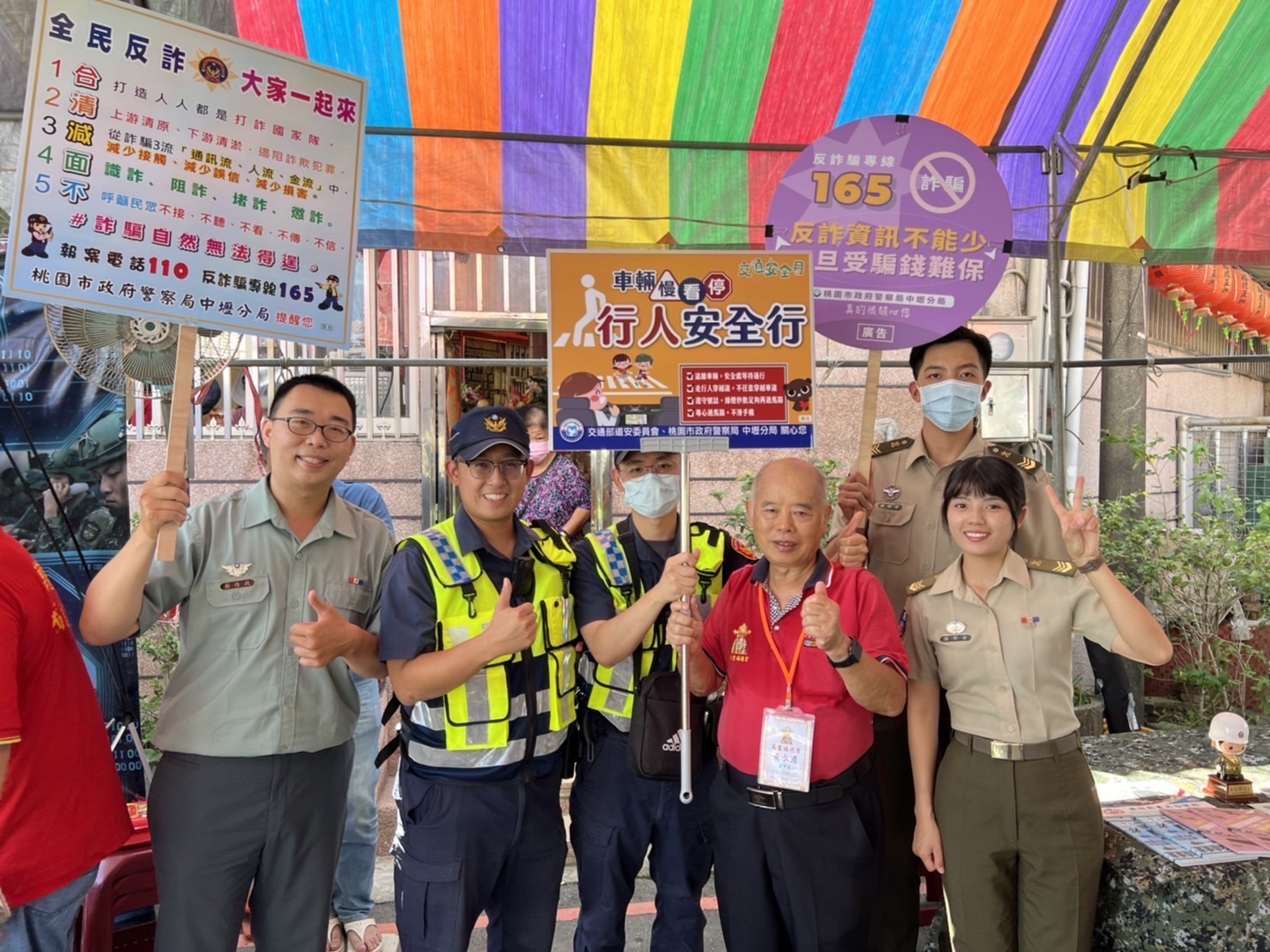 萬靈福德祠酬神祐鄉里 壢警反詐、交安宣導護民平安 S 37560367 0 0