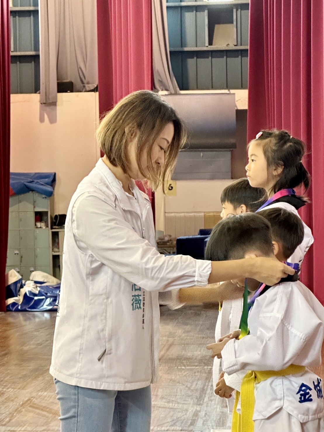 中華王爺慈善盃跆拳道錦標賽登場 桃園第1選區立委參選人馬治薇號召捐款助弱勢 S 61415487 0
