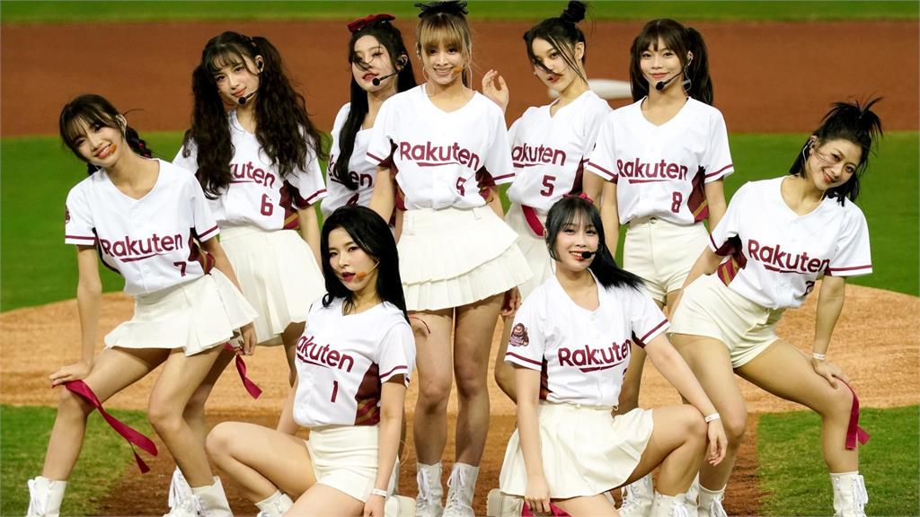 女團搶當樂天啦啦隊！「開球氣勢超強」震攝全場