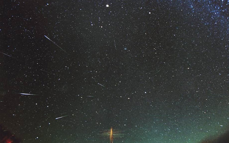 近年來觀賞條件最佳!獅子座流星雨11/18達極大期 1114 03