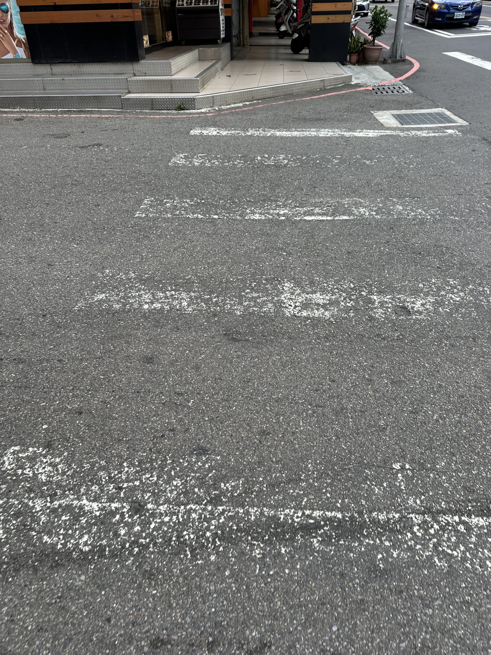 桃園道路標線、標誌亂象 周玉琴憂影響交通安全 160F2089 CCF5 40E8 86D9 9DBF17C02C90 scaled