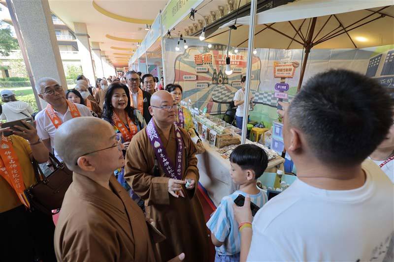 佛陀紀念館書展暨蔬食博覽會　讀好書、食好蔬