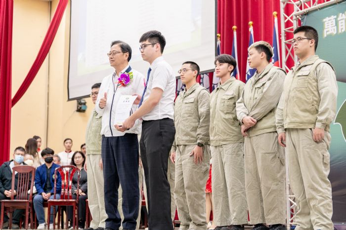 萬能科大全國技能競賽勇奪19獎 總獎牌數蟬聯全台私立大專校院冠軍 20231122163607795