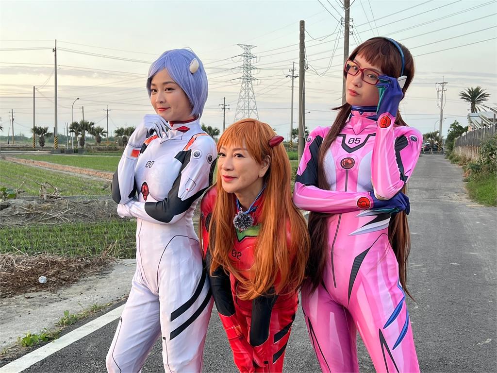 楊繡惠扮福音戰士鵝舍跳舞頻頻掉拍,籃籃排舞讓她自由發揮