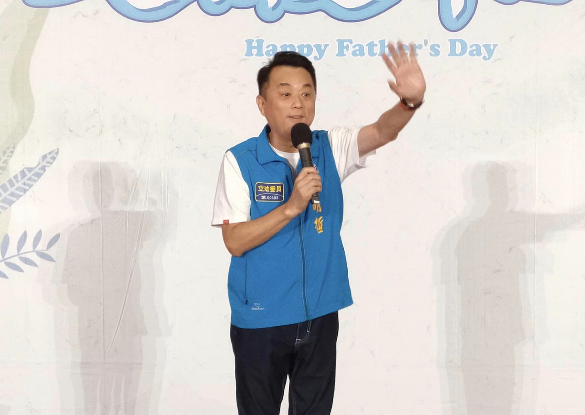 桃園機捷車廂不足 魯明哲籲中央勿推卸責任 365660930 841837297299873 4663567557300277186 n