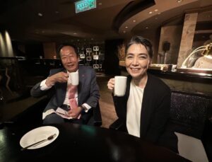 郭台銘不選了！賴佩霞：「暫停」是為了繼續與大家並肩同行