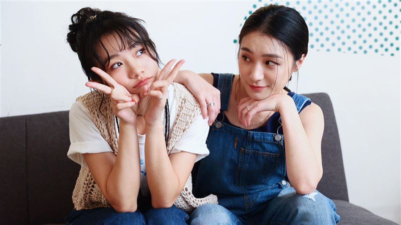 葉曉霏揭女女床戰秘辛!女生嘴唇Q彈