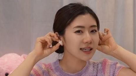 恐坐牢20年 福原愛現身狂曬首飾當直播主