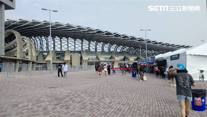 就愛Coldplay!演唱會現況曝光