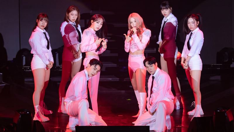 台北跨年卡司來了 韓國超狂女團現身