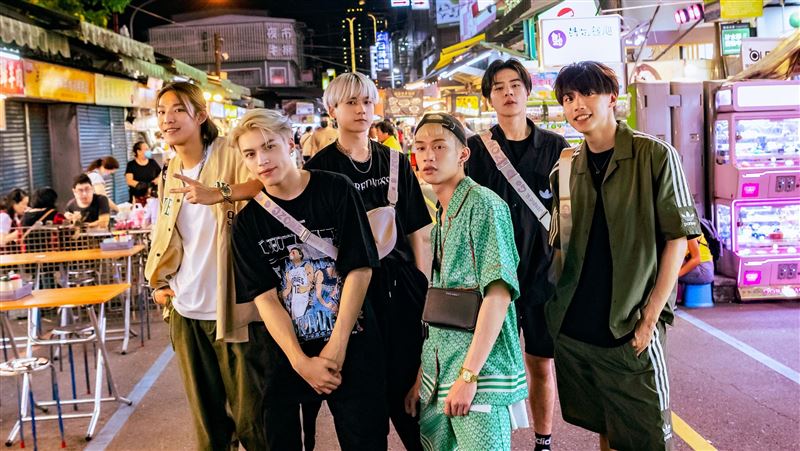 男團Ozone互揭私下真面目 粉絲全嚇傻了