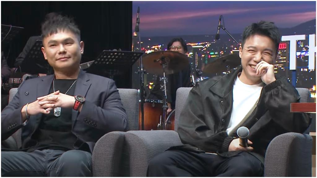 同框超哥「衝YT發燒第2」　網：Toyz流量王