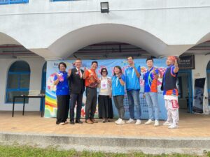 國際扶輪3502地區攜手桃園寶貝潛能發展中心 慢飛天使體驗流體畫樂趣