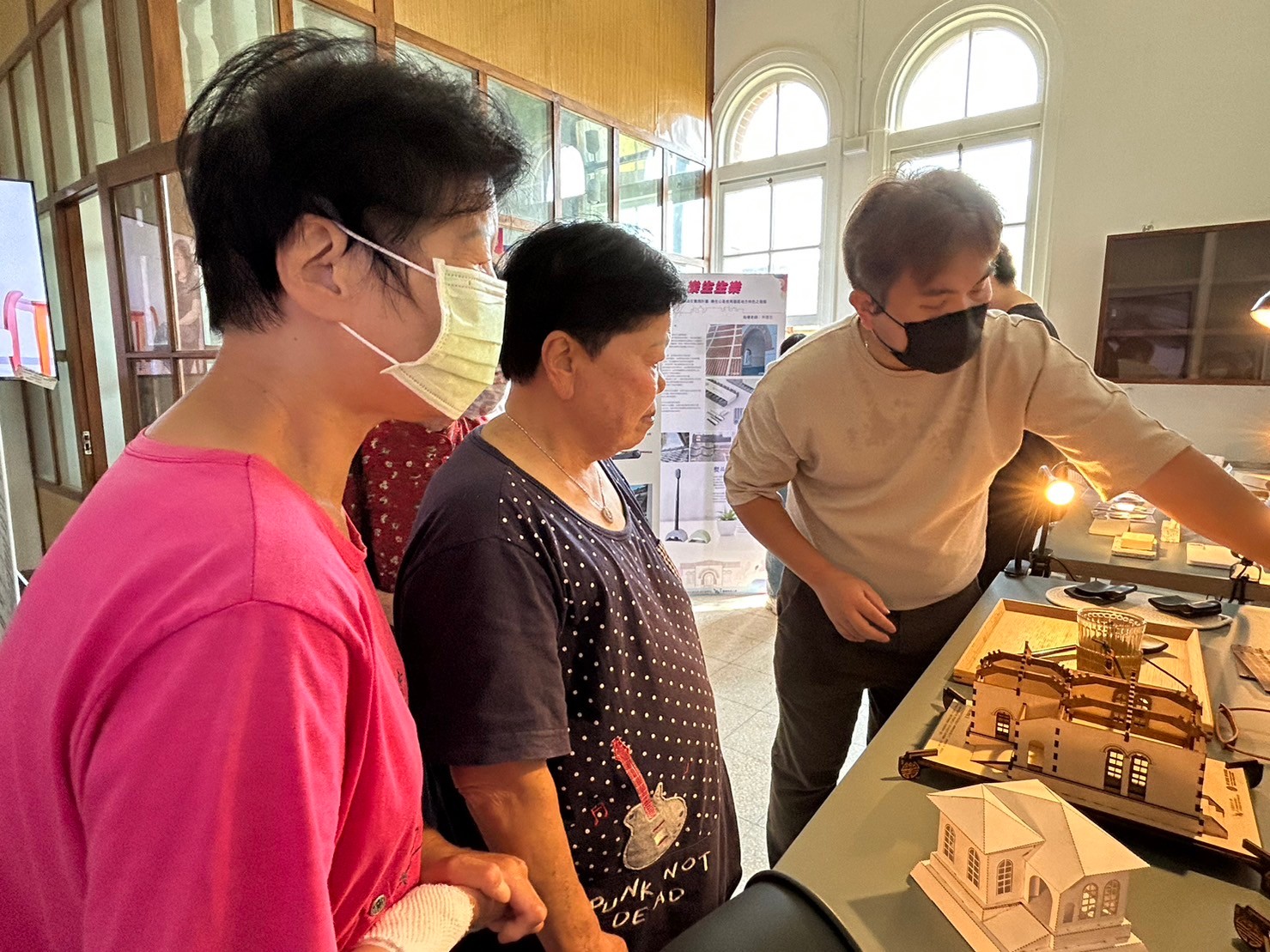 樂生療養院、龍華科大推動人文與公衛教育計畫 展現豐碩成果 LINE ALBUM 1121103 231103 42