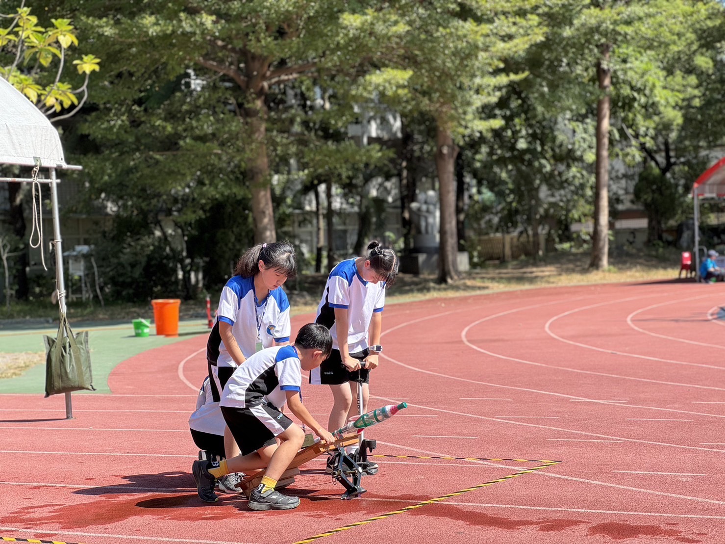 桃市水火箭競賽熱鬧登場 36隊選手同場較勁 S 42328178 0