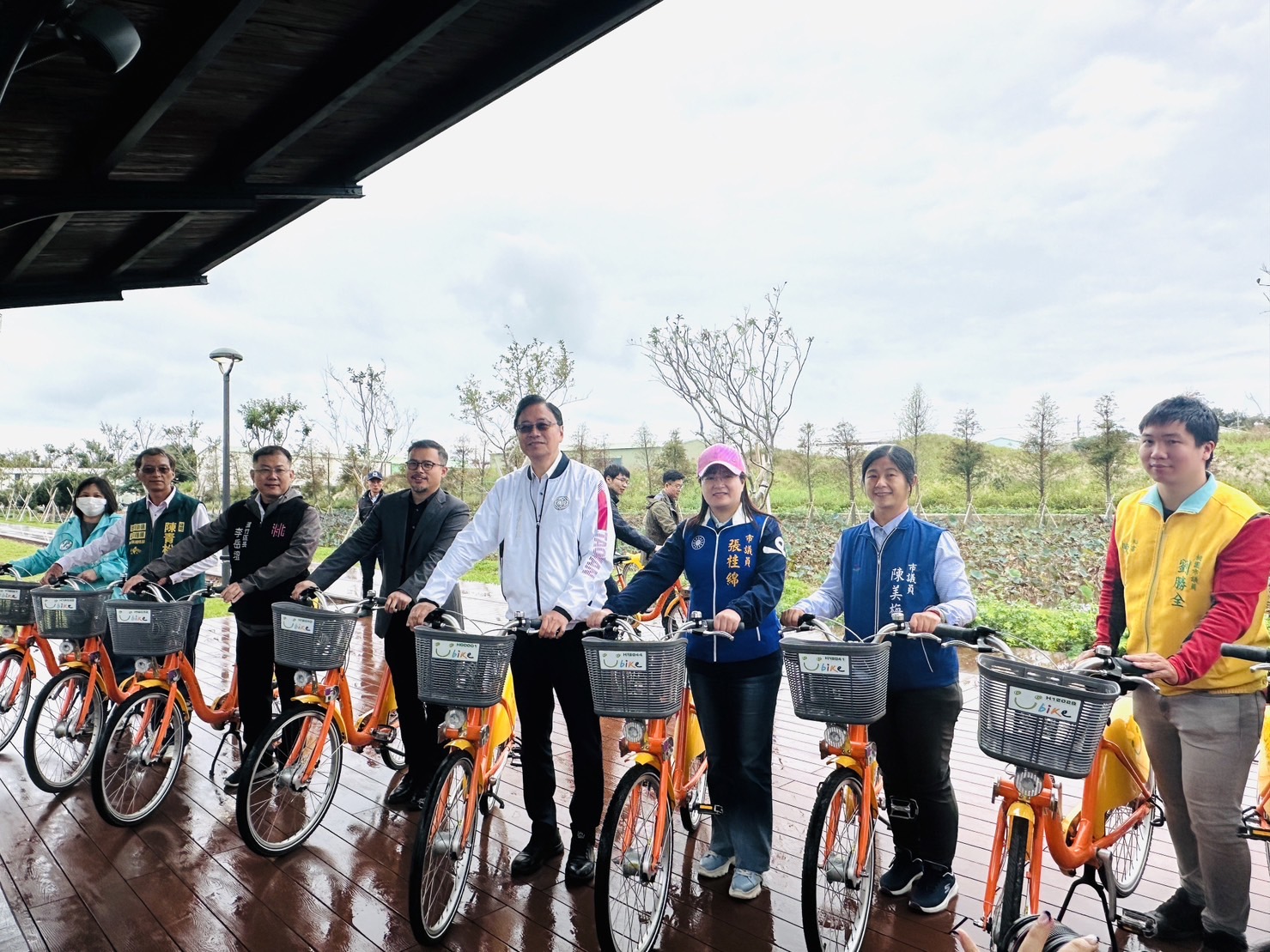 桃園都發局桃林鐵馬道3、4期工程完工 張善政騎Youbike體驗成果