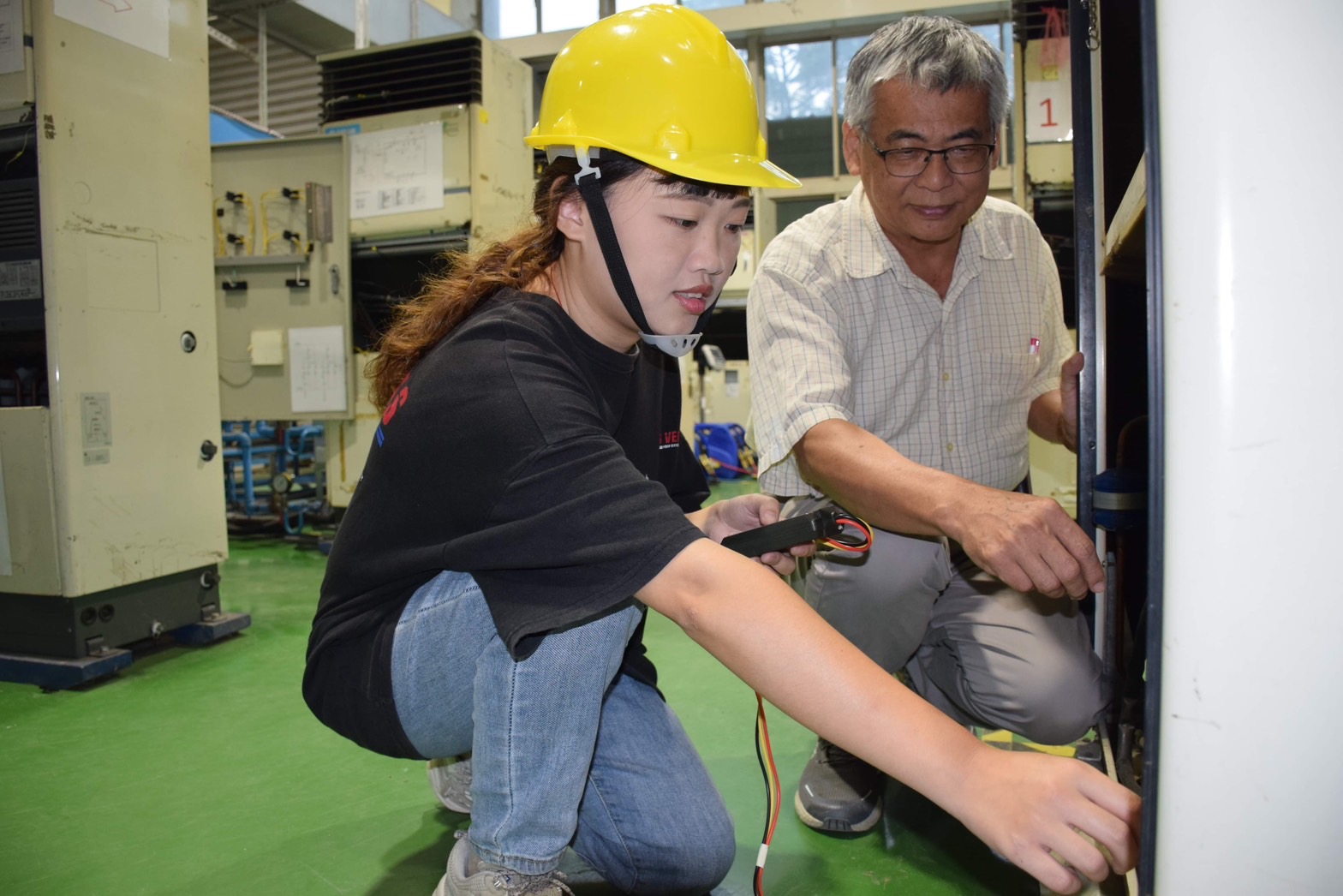 她報名勞動部桃竹苗分署職訓 考取空調技術士證照分擔家業 S 73228377