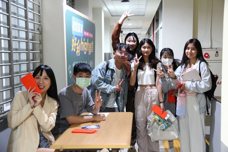 「好利high講堂」校園巡迴 權證移動教室精彩開跑 圖3