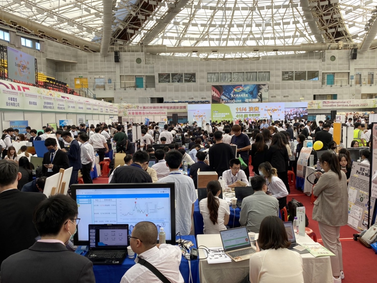 龍華科大應用服務創新賽表現優異 無人機技術組奪第三 大專資訊應用服務創新競賽 龍華資網系無人機技術組奪第三 3