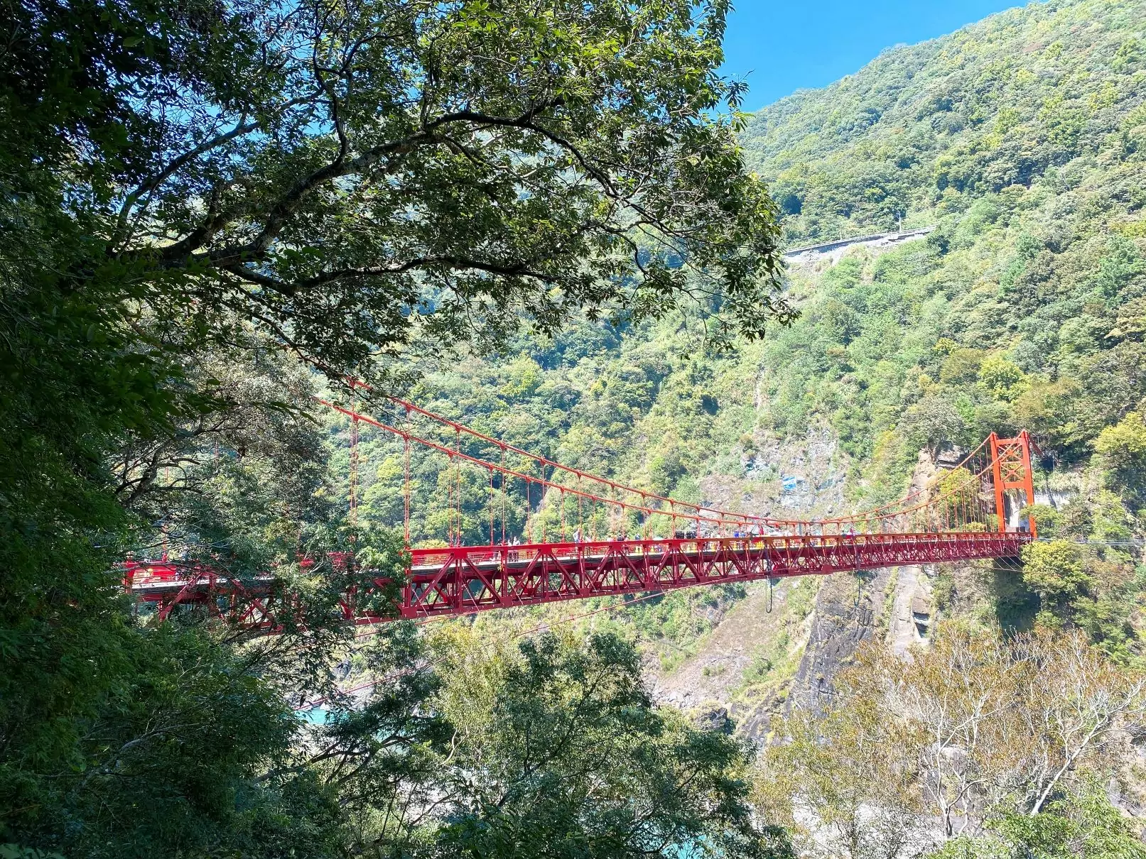 揮灑北橫⼭稜線 刻畫桃園秋意的印象輪廓 04 小檔