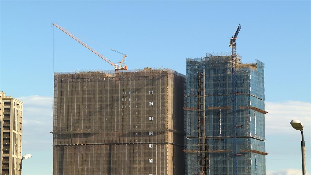 囤房稅2.0課徵基準出爐 「囤7戶只課4.8%」立委:太輕