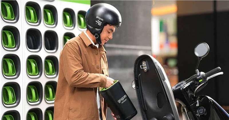 Gogoro爆「電池瘟疫」! 騎一半瞬間斷電燒全台 Gogoro爆「電池瘟疫」! 騎一半瞬間斷電燒全台