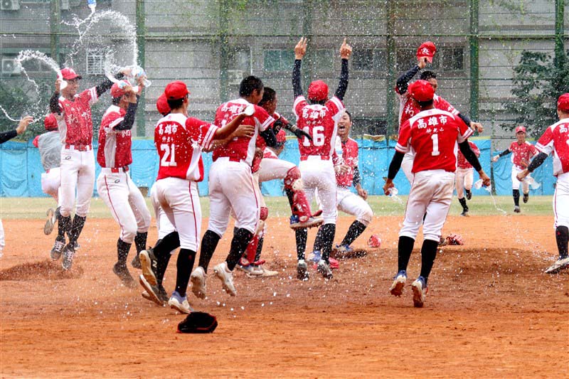 擊敗強權平鎮 普中奪隊史第二冠