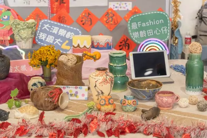 出席樂齡學習成果展 王明鉅感謝志工無私奉獻 出席樂齡學習成果展 王明鉅感謝志工無私奉獻