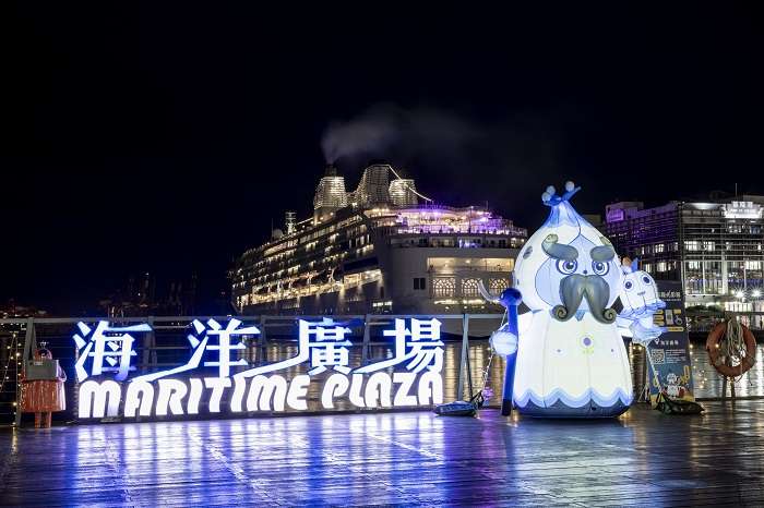 水果奶奶現身基隆地標?! 12/1~12/17基隆光影節帶你玩七區 2023基隆光影節 仁愛區白鹿爺爺與小球 0