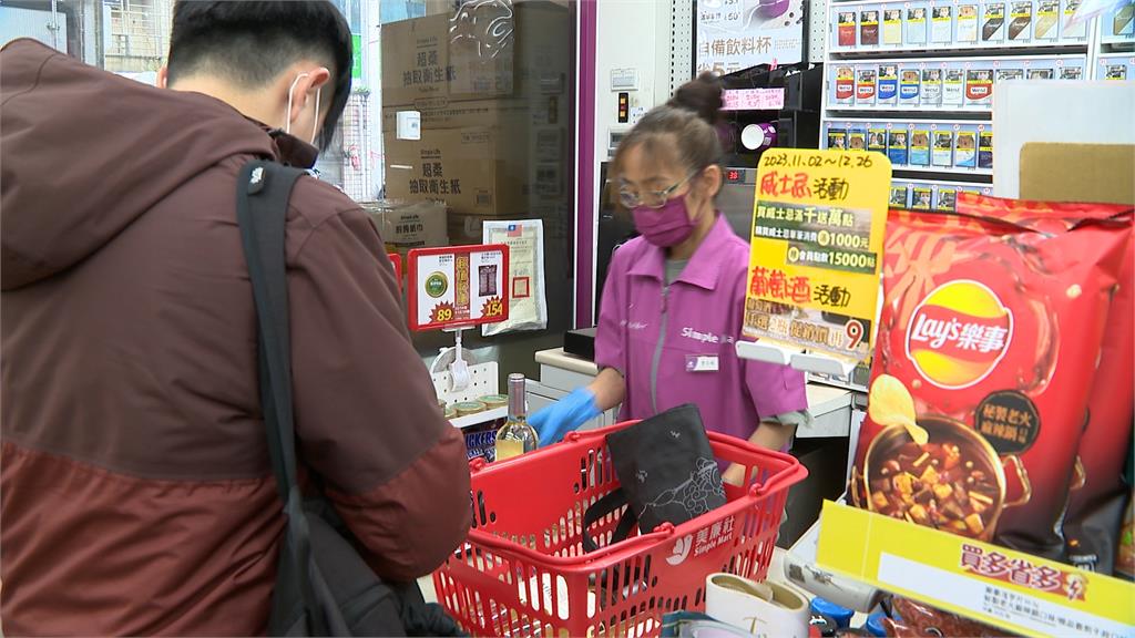 超市搶才大作戰! 美廉社明年調薪7-9% 全聯每年加薪4%