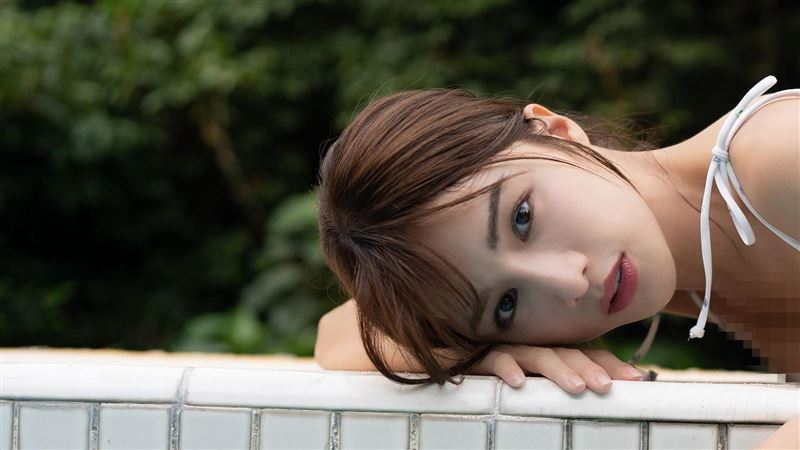 零死角女神出寫真 好身材被男友視角看光