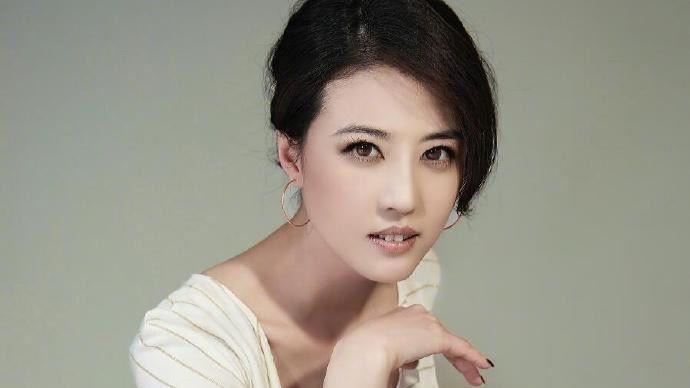 周海媚爆昏迷搶救中 網友驚覺她昨才發文