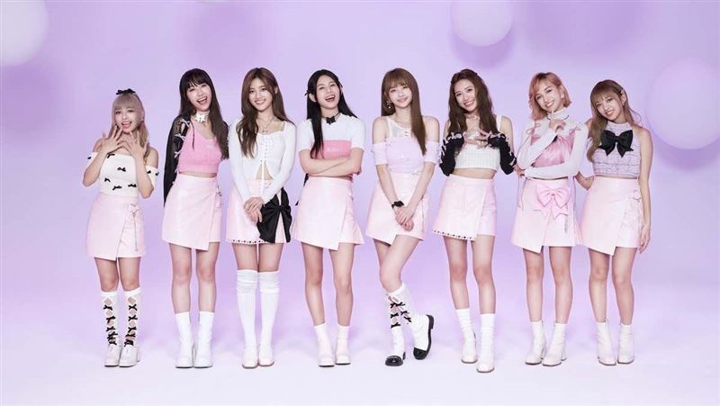 初戀系女團豁出去 挑戰出道以來布料最少