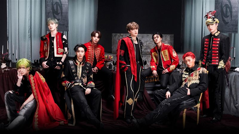 ATEEZ闖美成功!超泰勒絲空降告示牌冠軍