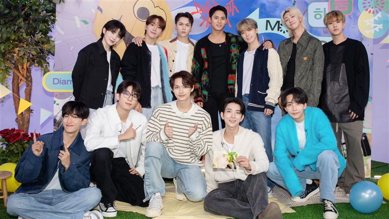 SVT花樣青春定檔!《D社》證實明年初開播