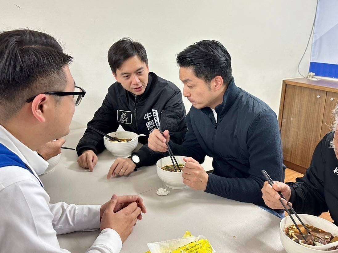 蔣萬安下麵挺牛!誇他「真材實料」為民喉舌 761427 0