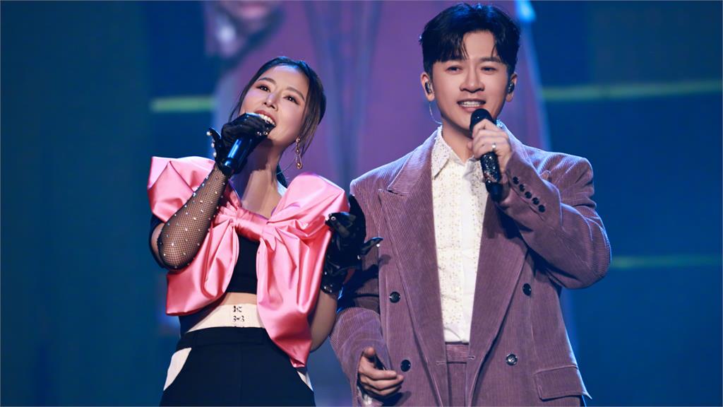 蘇有朋邀林心如同台飆唱！事後嗆「妳這個戀愛腦」她不忍反擊了