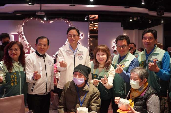 愛心綻放 幸福桃園 桃園市112年度年終關懷餐會暨公益捐贈表揚活動 DSC09409