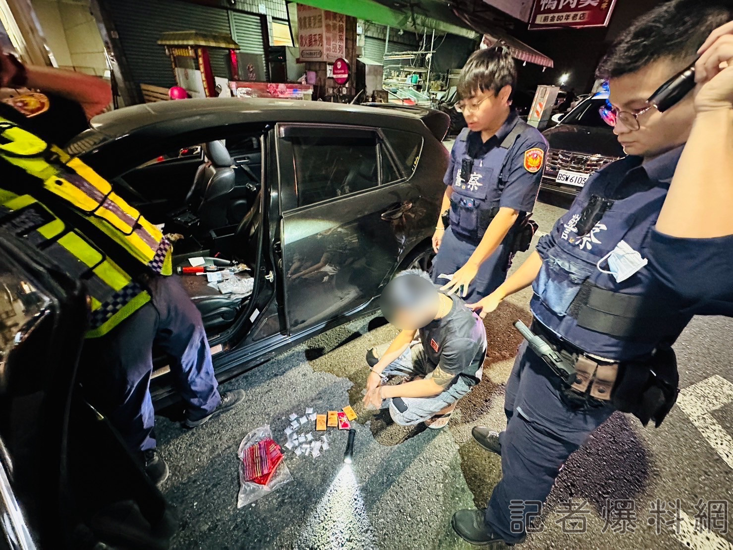 【有片】一看就不是你!男身上背「毒通」謊報身分被識破 又被搜出「毒」