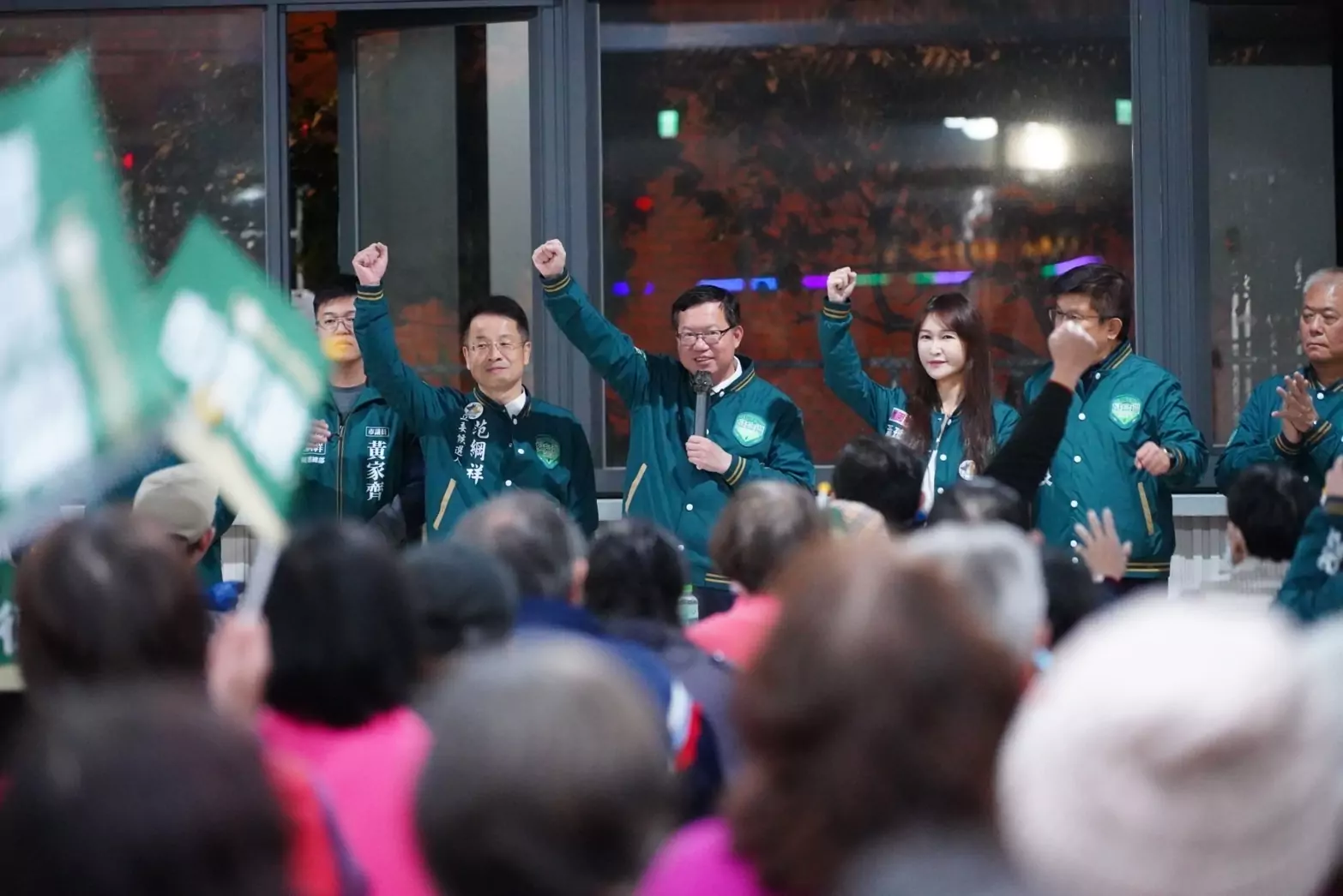 為范綱祥站台 鄭文燦談侯友宜凱旋苑、柯文哲農地爭議 為范綱祥站台 鄭文燦談侯友宜凱旋苑、柯文哲農地爭議