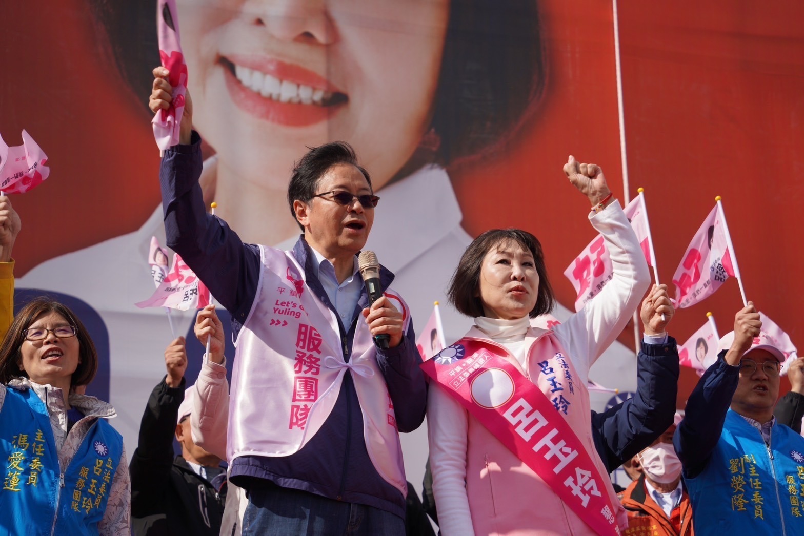 呂玉玲龍潭競總成立大會湧逾6千支持者 韓國瑜、張善政合體拉票 S 52469816 0