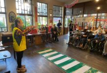 桃園榮家攜手「路老師」宣導交通觀念守護長輩安全