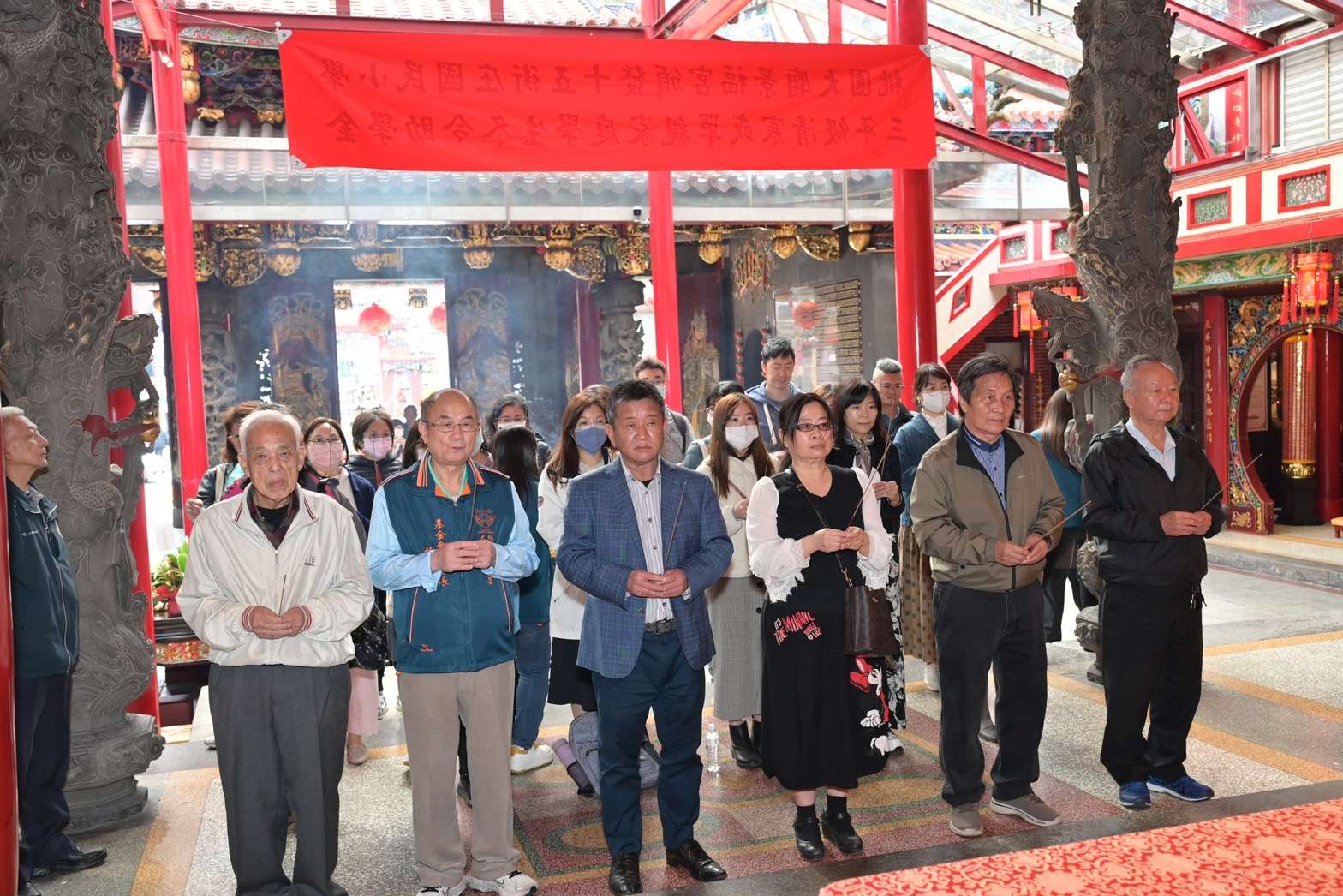 桃園大廟景福宮發揚開漳聖王慈悲大愛精神 236學子獲頒助學金 S 8773746 0