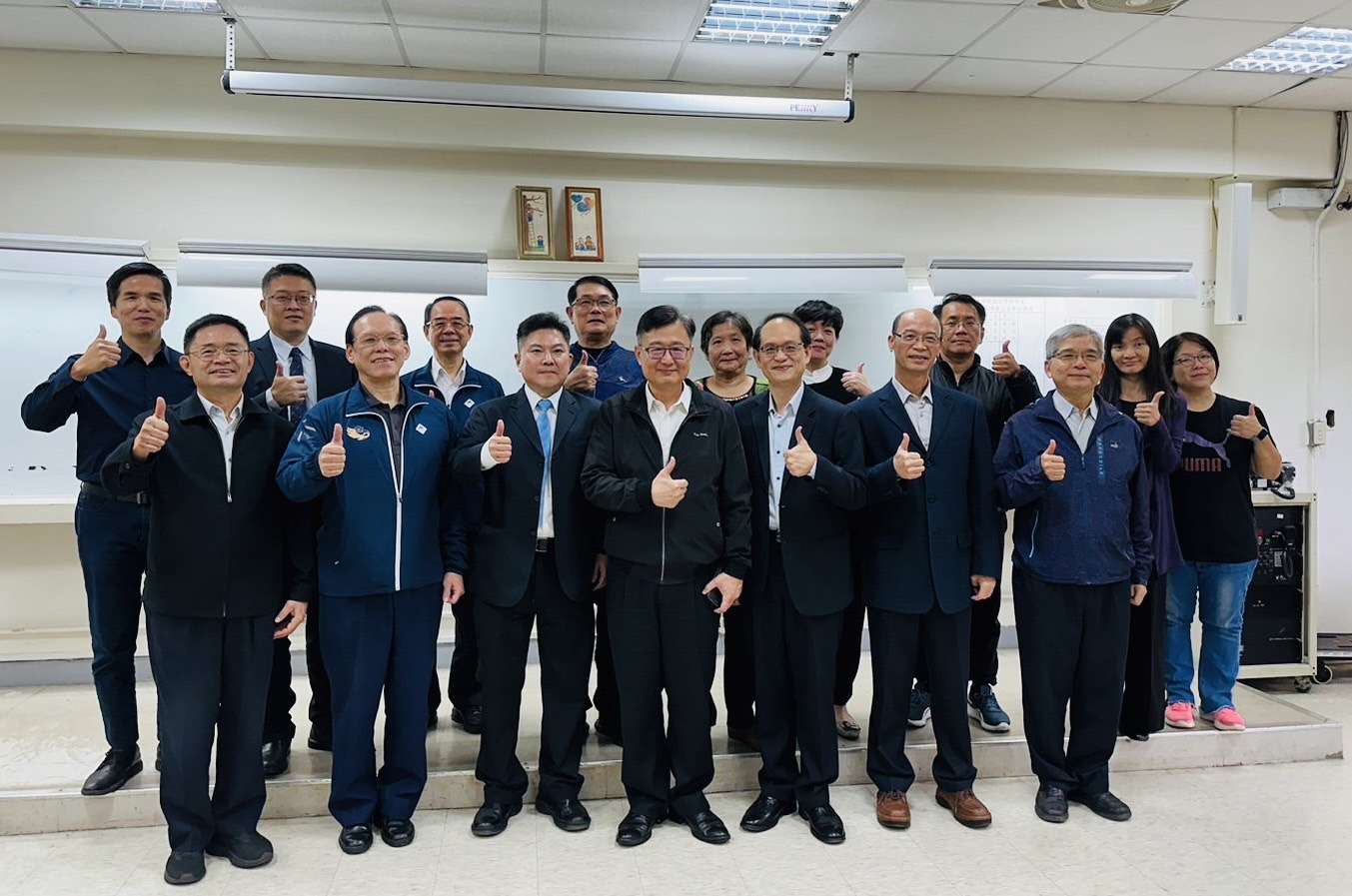 中華民國犯罪學學會理事長履新 目標促進社會安定 S 9732219