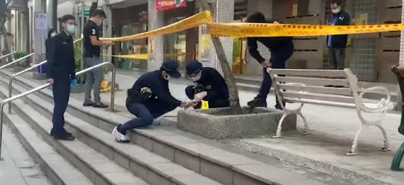 沒戴口罩13刀刺殺超商店員 桃園紙雕師二審逃死刑 口罩