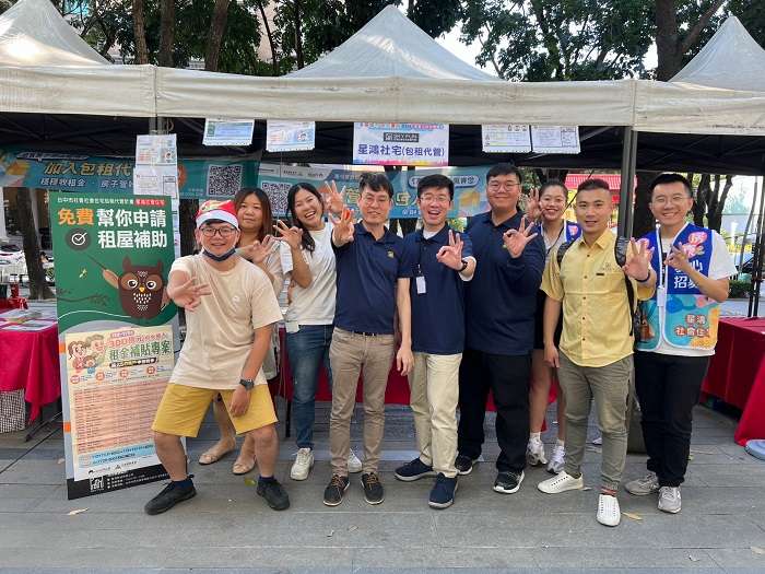 圖5：星鴻同仁攤位前展現活力成焦點